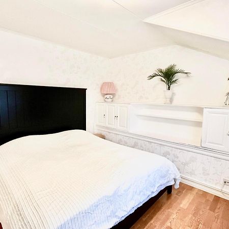 Outstanding Apartment Close To Gothenburg Kungalv Exterior photo