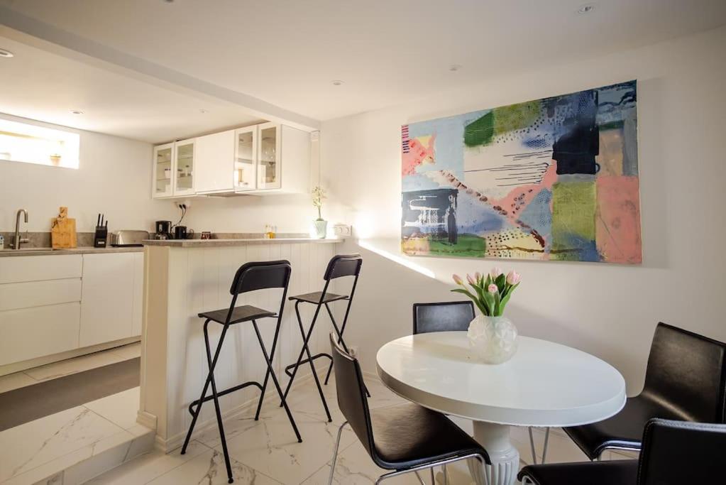 Outstanding Apartment Close To Gothenburg Kungalv Exterior photo