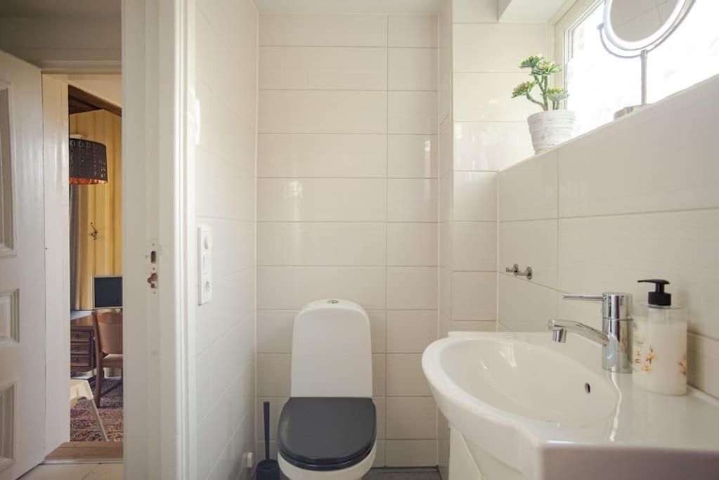 Outstanding Apartment Close To Gothenburg Kungalv Exterior photo